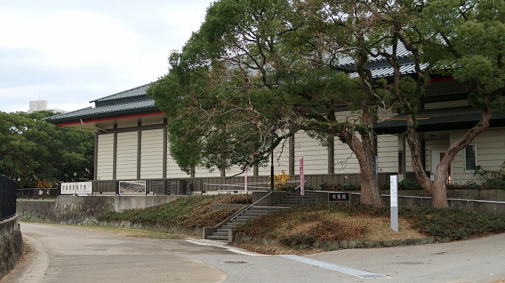 鴻臚館跡展示館の写真